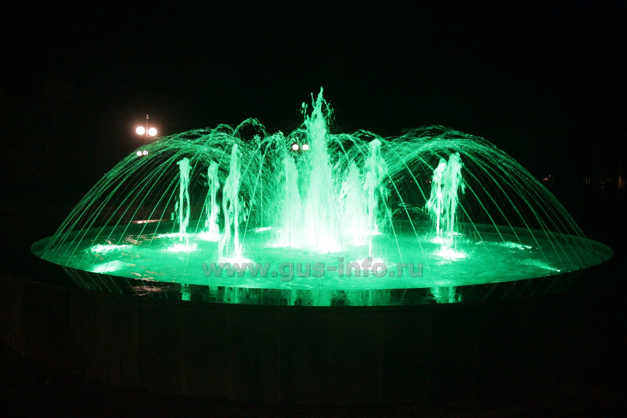 Подсветка фонтана на обновлённой набережной | Per aspera ad astra | Дзен