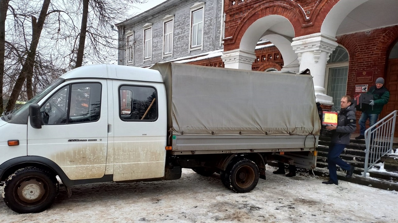 Предновогодний гуманитарный груз для наших земляков в зону СВО