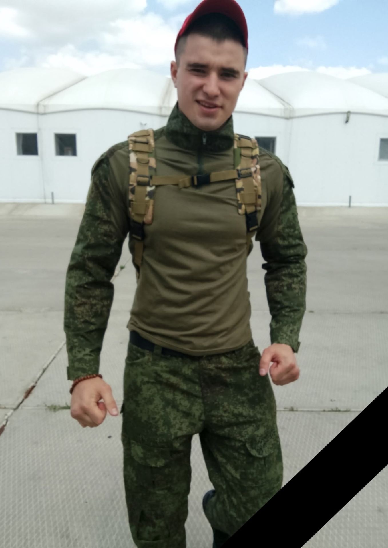 При выполнении боевого задания в зоне СВО погиб наш любимый сын, брат, внук — Бондаренко Вадим. Прощание состоится 23.10 в 10:00 в ритуальном зале «Память»