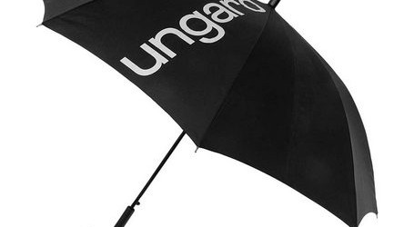 Зонт с логотипом – отличный маркетинговый ход и не только