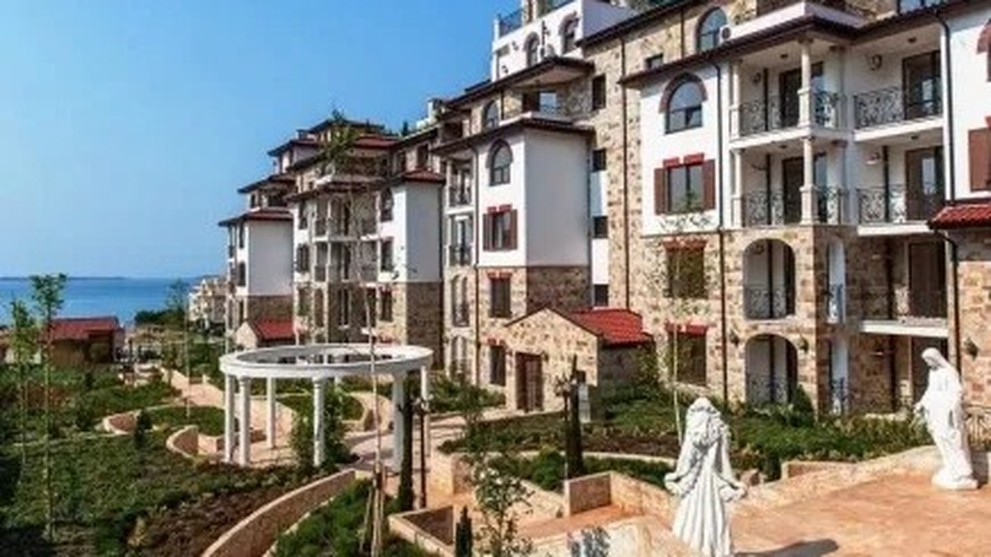 Квартиры и апартаменты в Болгарии
