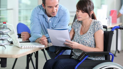 На какую помощь от государства могут рассчитывать российские граждане с инвалидностью