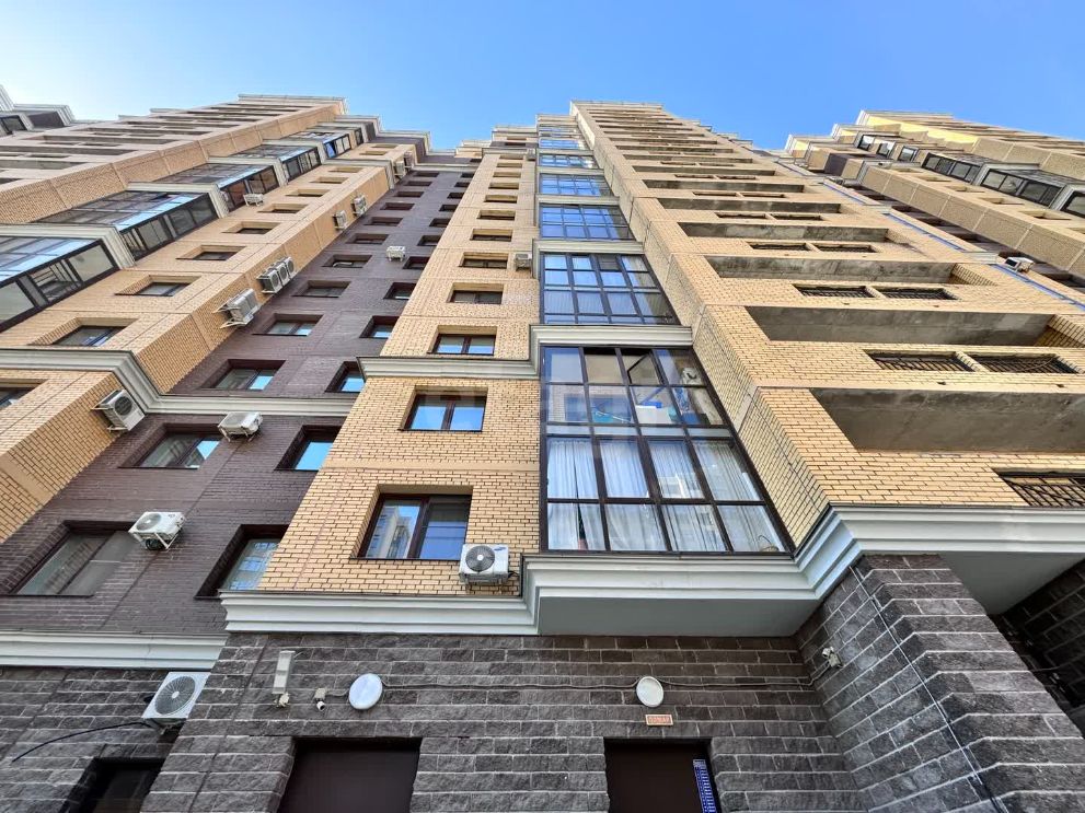 Как на платформе Этажи выбрать квартиру в Санкт-Петербурге