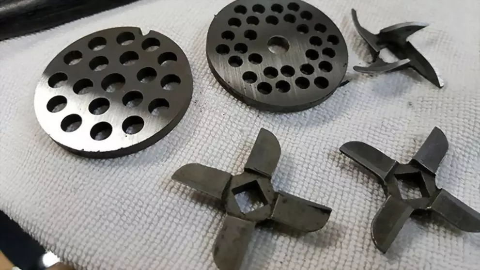 Виды и особенности ножей для мясорубок