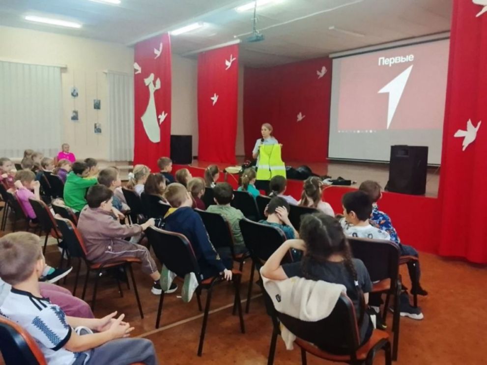 Сотрудники Госавтоин...