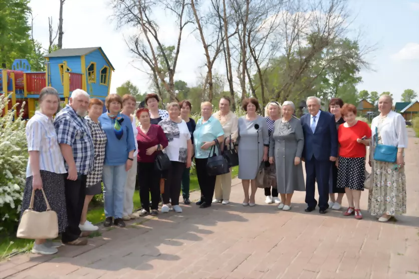 Поселок Уршельский с...