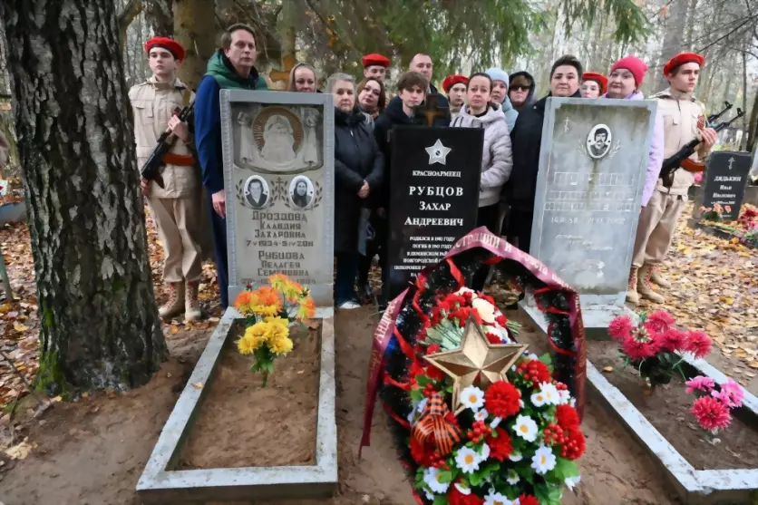 На территории Свято-...