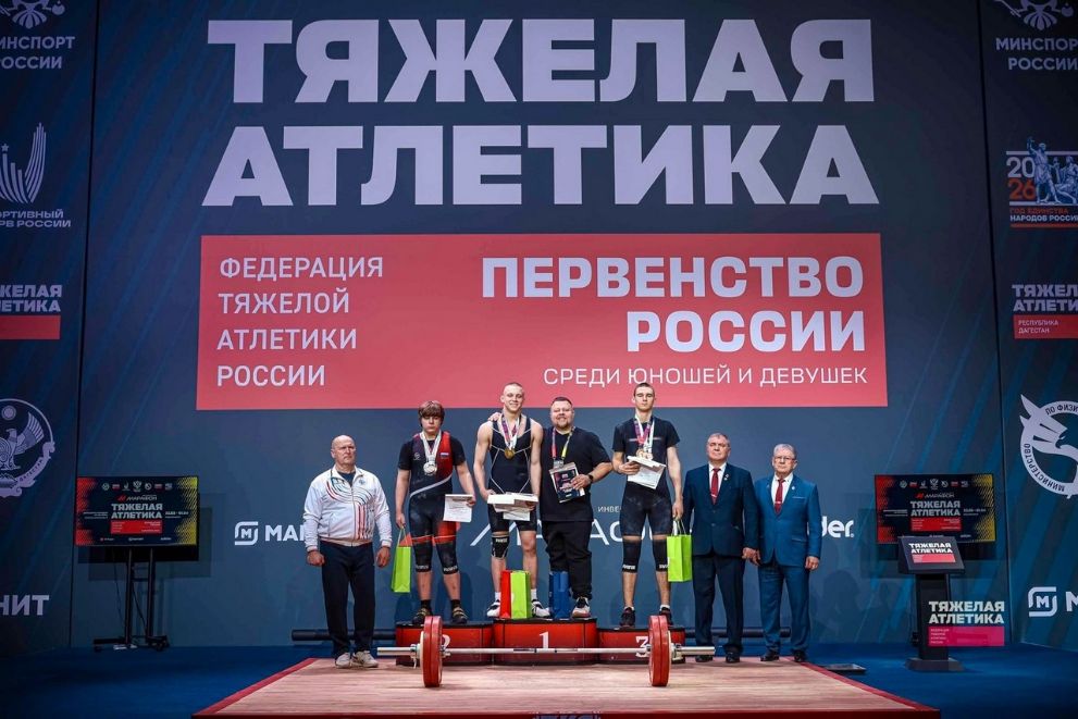 Тяжелоатлеты Владими...