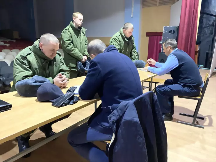 Роман Кавинов встрет...