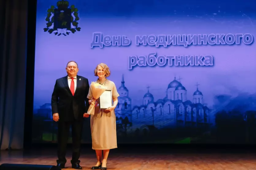 Медицинских работник...