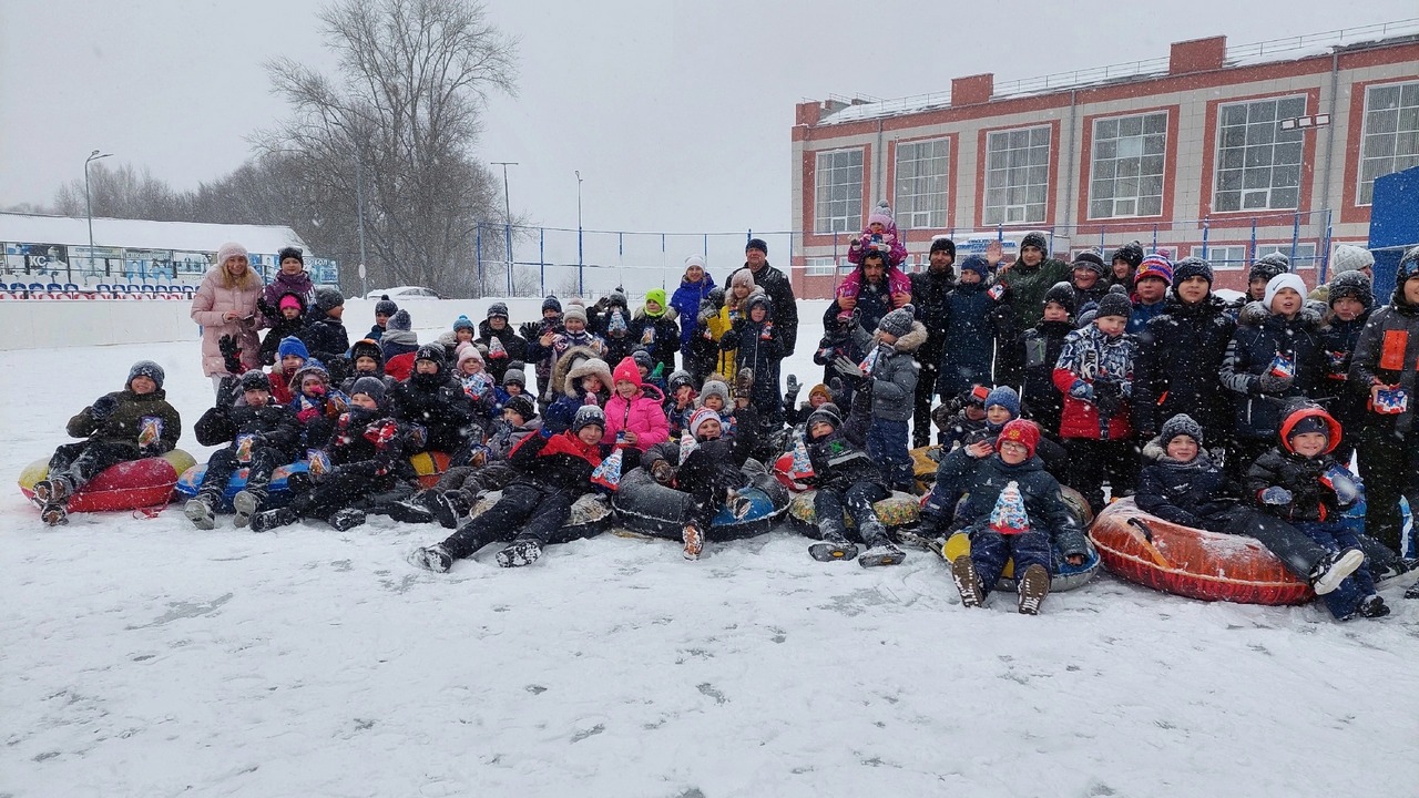 Новогодние тюбинг-ст...