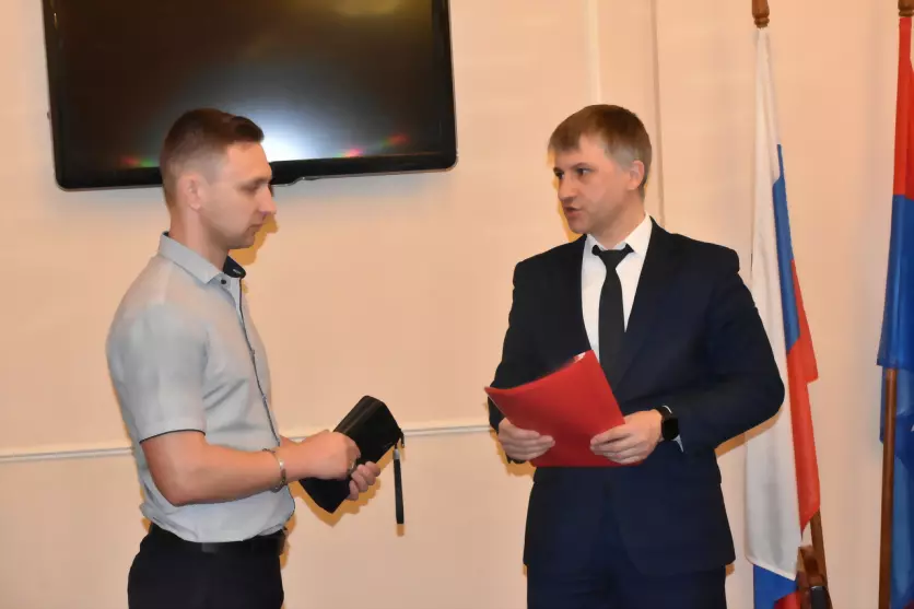 Двум гусевским семья...