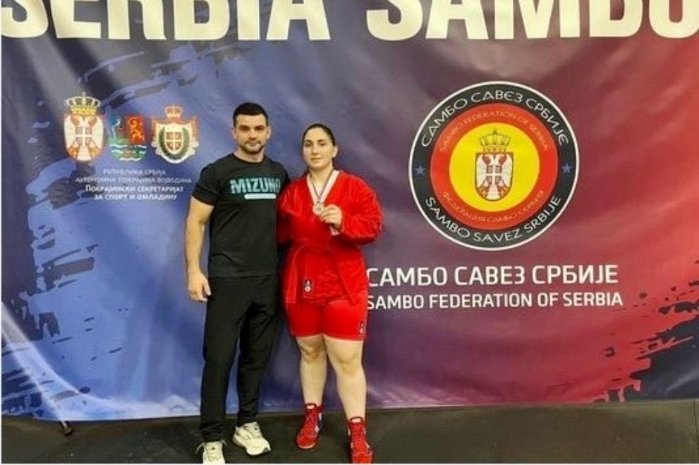 Представительница Вл...