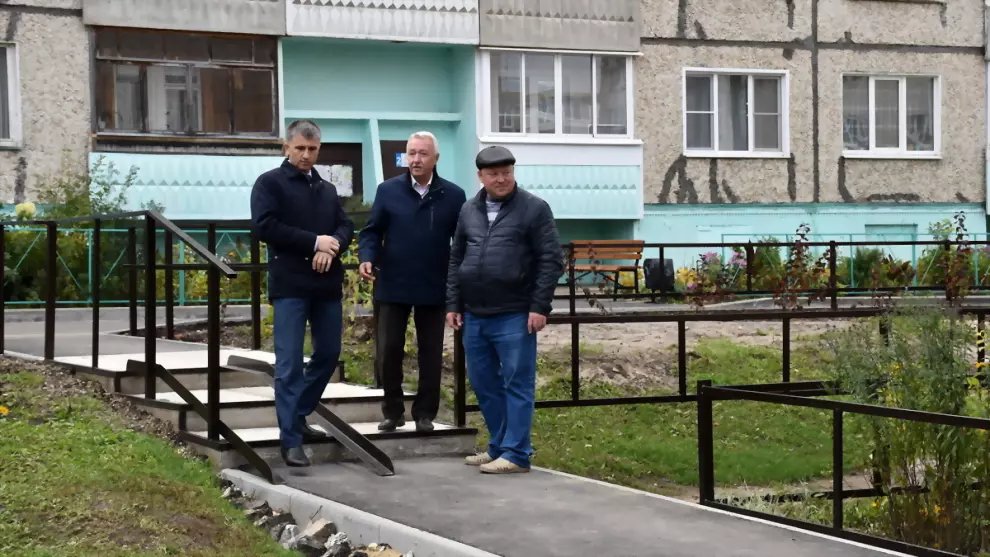 20 дворовых территор...