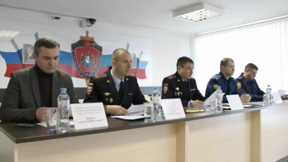 В МО МВД России «Гус...
