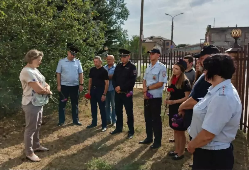 Полицейские и ветера...