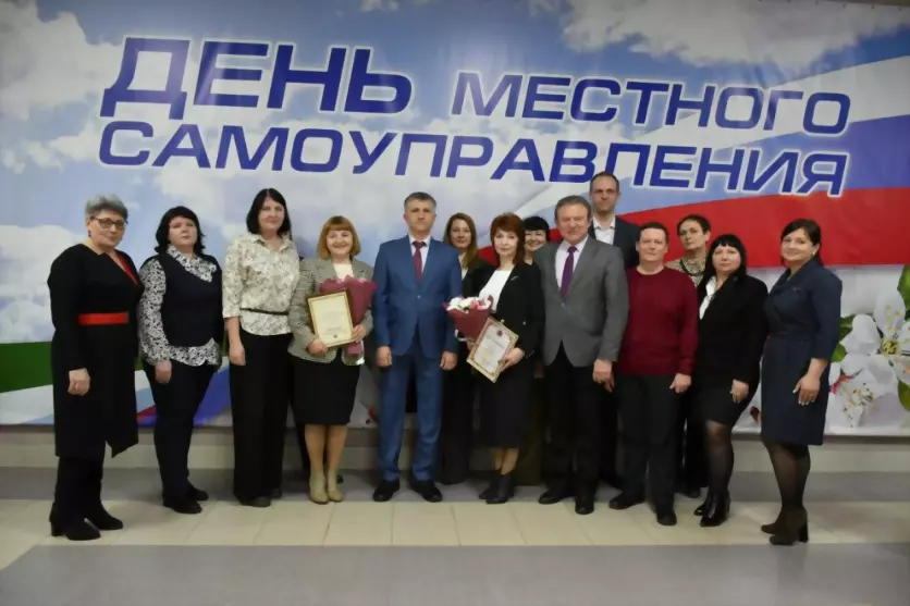 Делегация из Гусь-Хр...