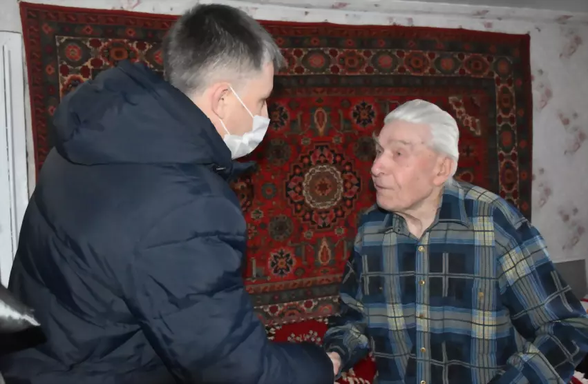 Глава города Алексей...