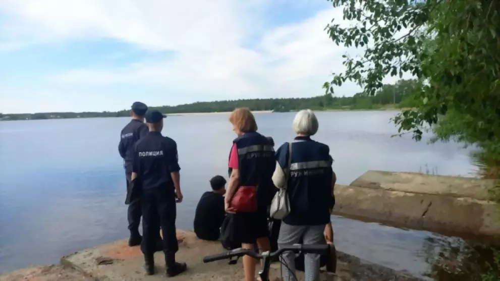 Полицейские и дружин...