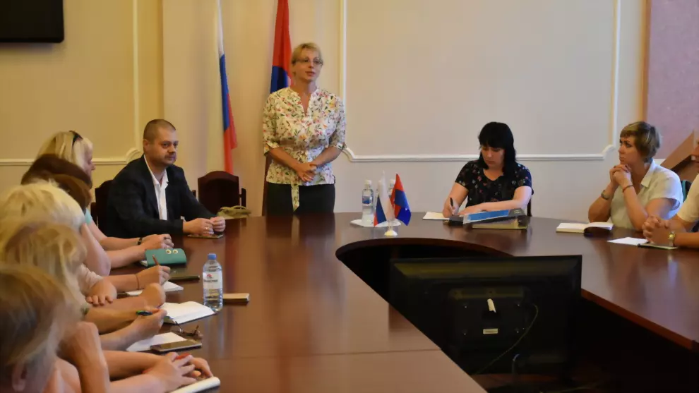 Организаторы выборов...