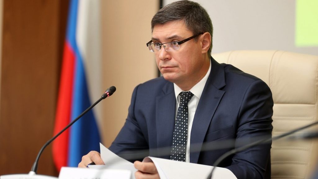 Александр Авдеев предложил направить почти 4 млрд рублей на социальную поддержку и решение вопросов местного значения