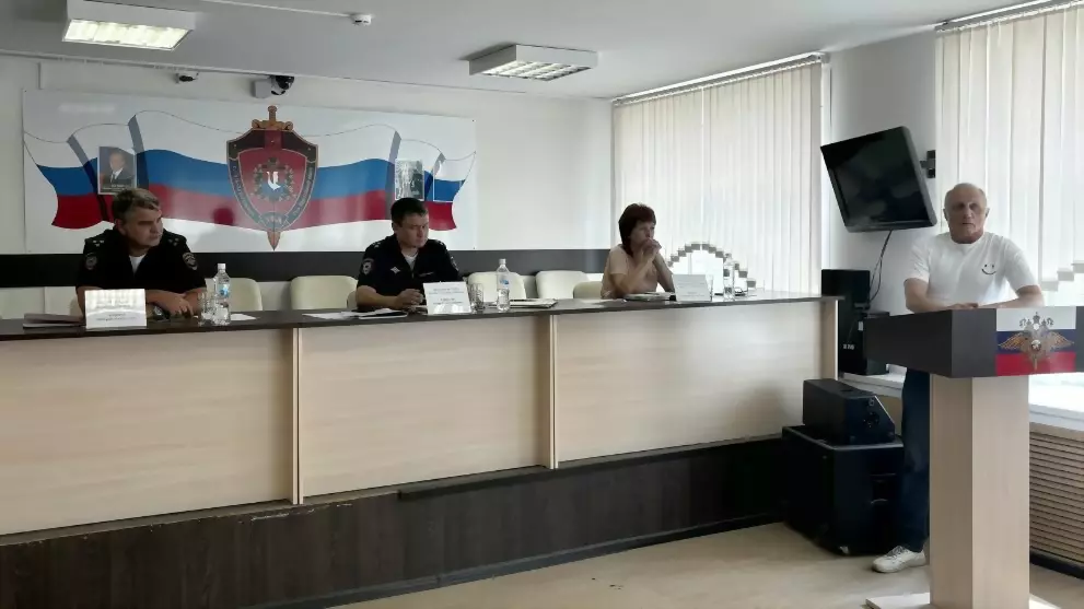 Представители Общест...