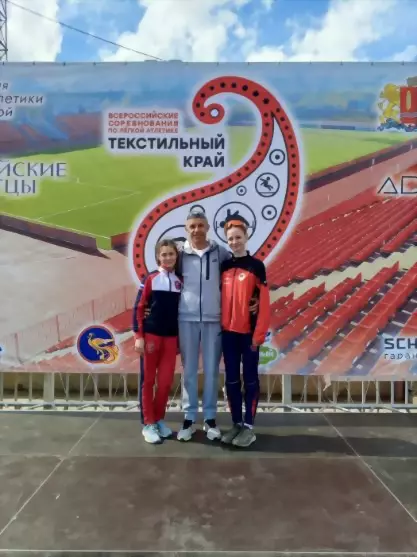 Наши юные звездочки...