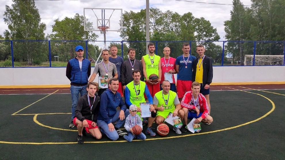 Турнир по уличному б...