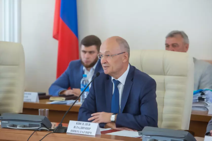 Земля или деньги – м...