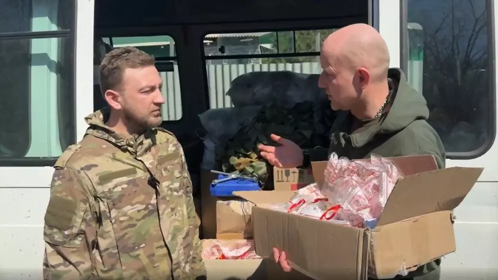 Пасха на передовой:...