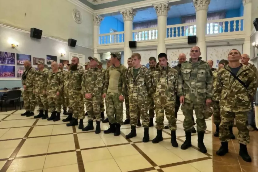 В ряды СВОих: мужчин...