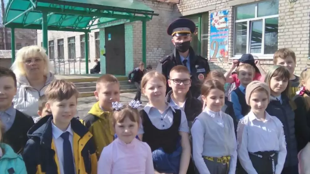 Госавтоинспекторы пр...
