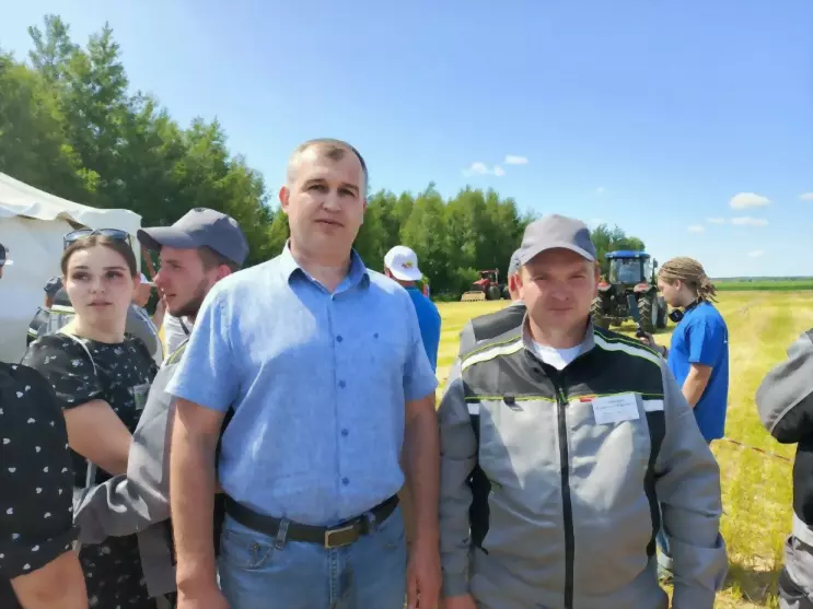 Руководители админис...