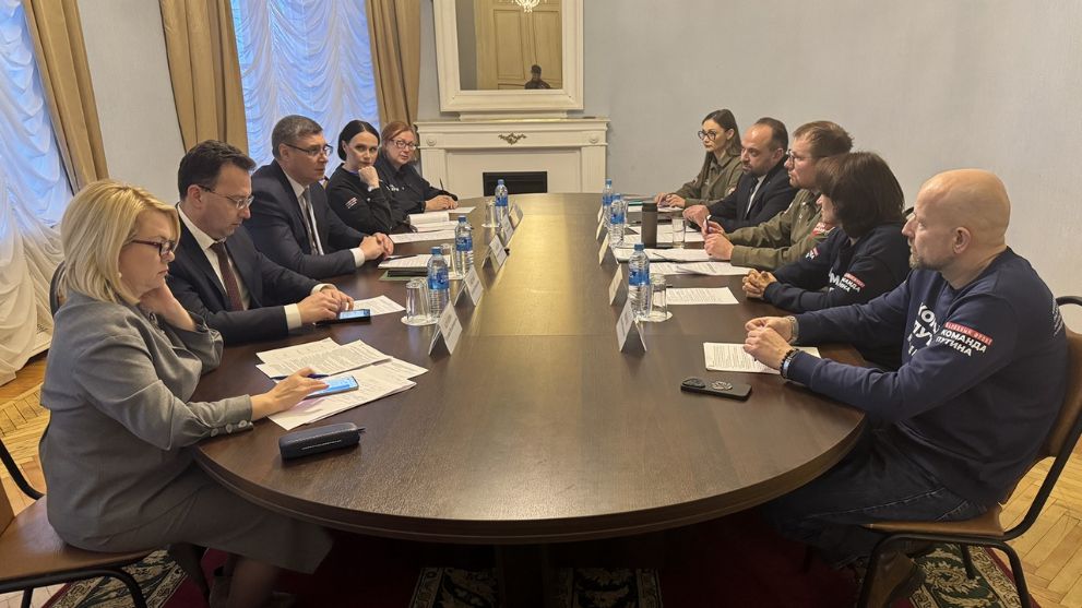 Губернатор Владимирс...