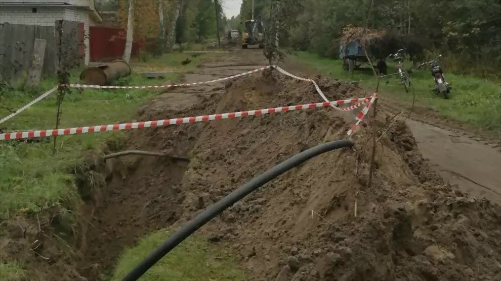 В поселке Мезиновски...