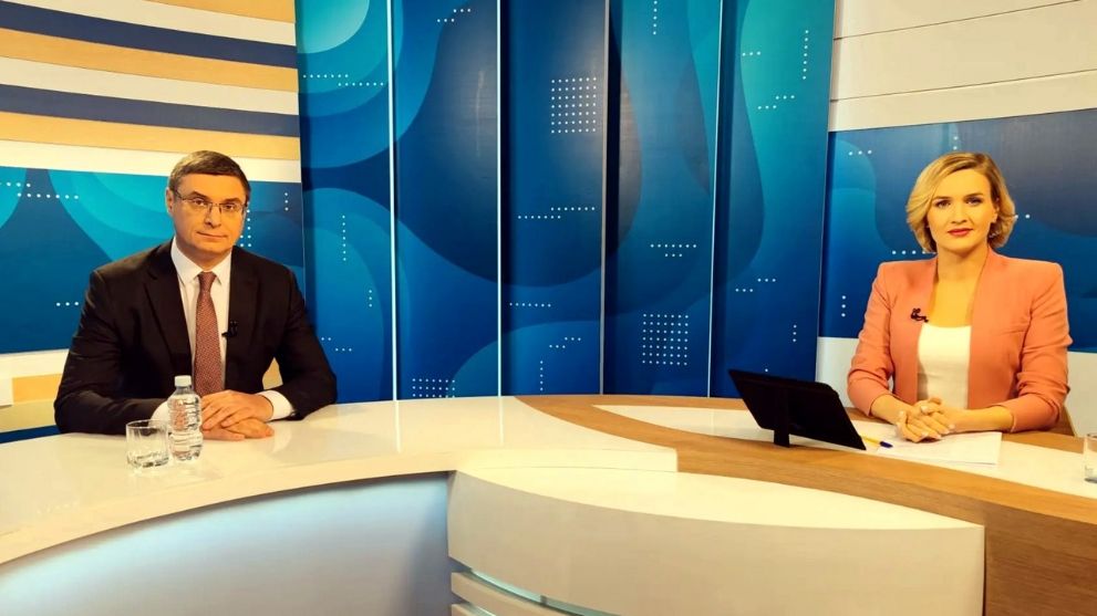 Более 800 вопросов Г...