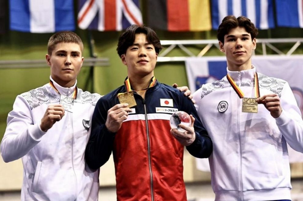 Четыре медали первог...