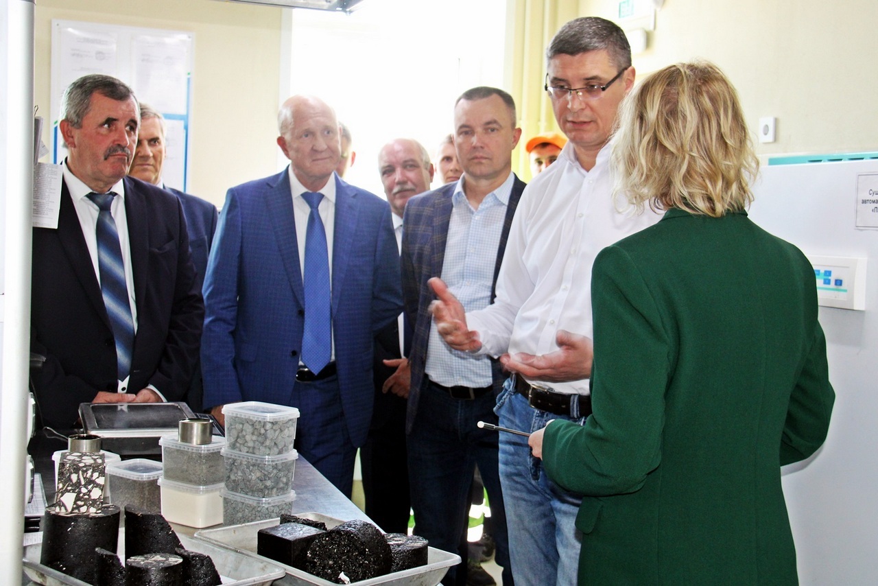 Александр Авдеев: «Будем совершенствовать технологии ремонта и содержания дорог во Владимирской области»