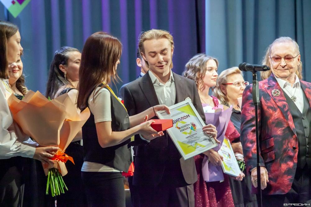 Солист Владимирской...