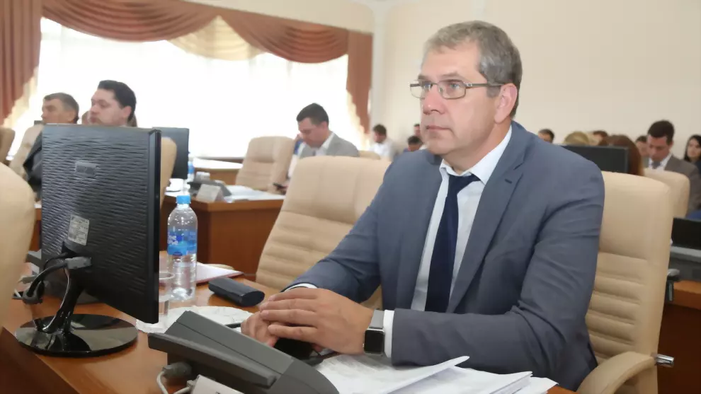 Депутаты продлили на...