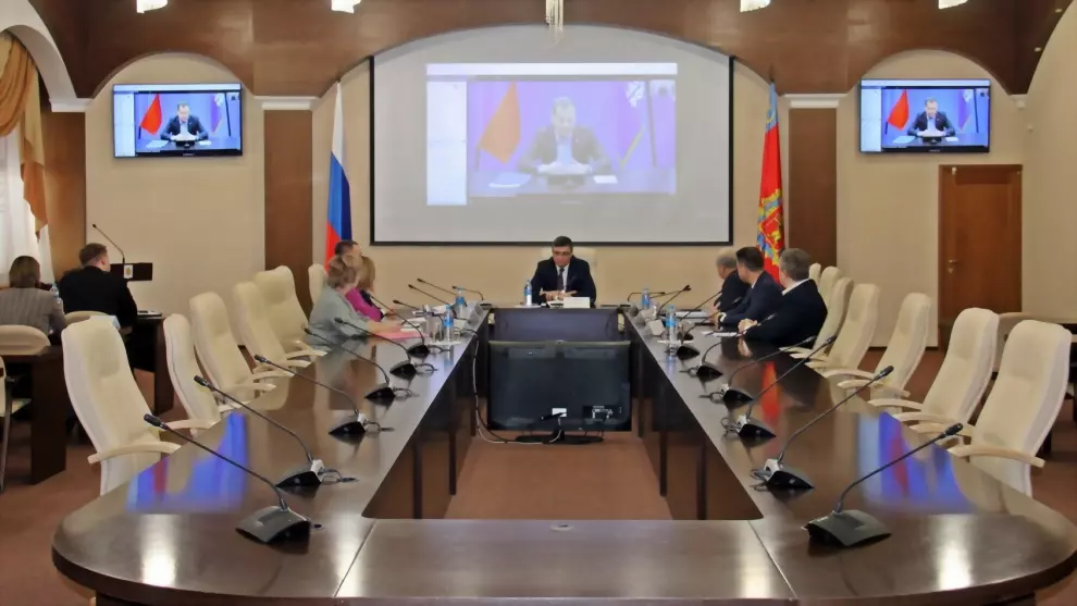 По программе социаль...
