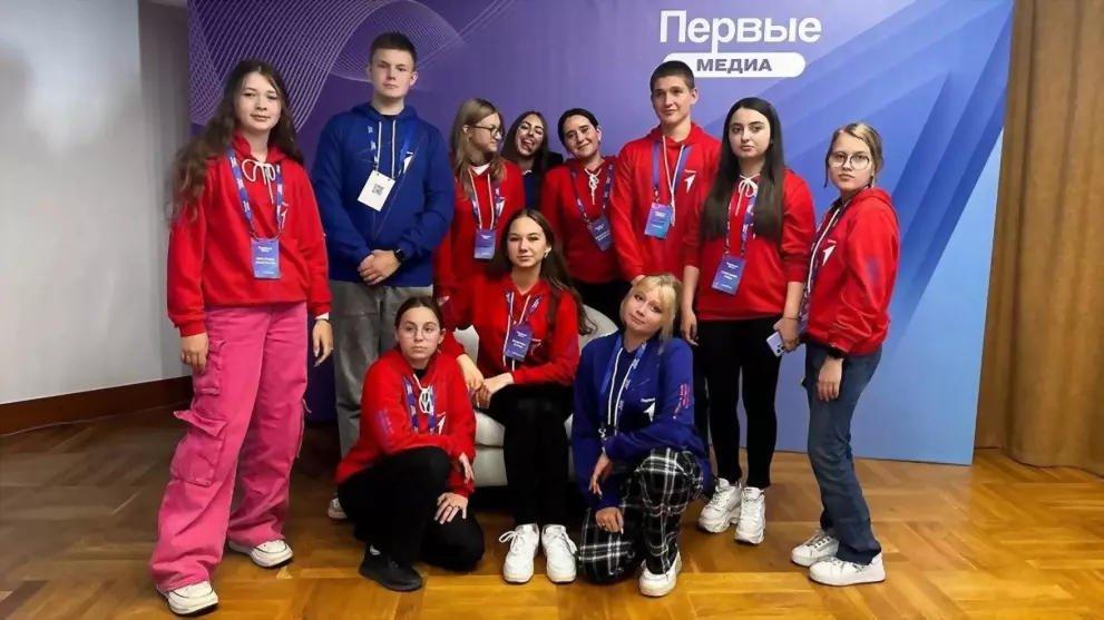 Ученики «Истока» при...