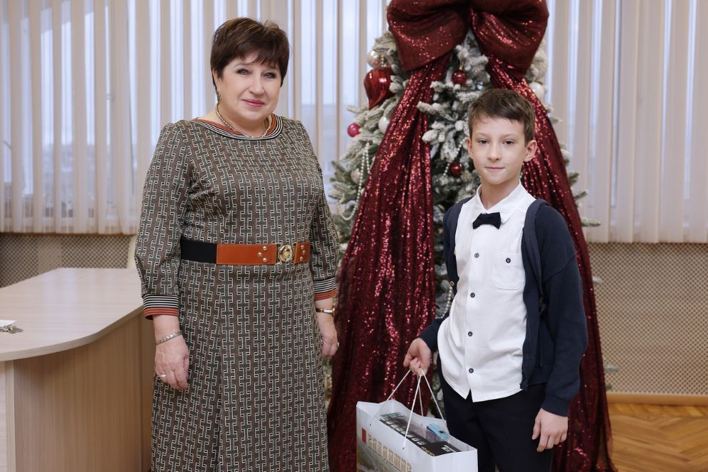 Председатель Законод...