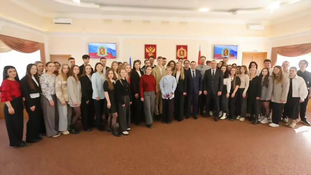 В Законодательном Со...