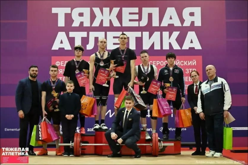 Тяжелоатлеты Владими...