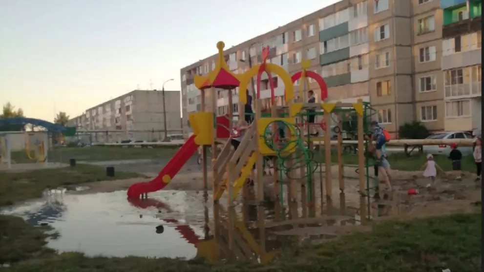 Ни слова народу без...
