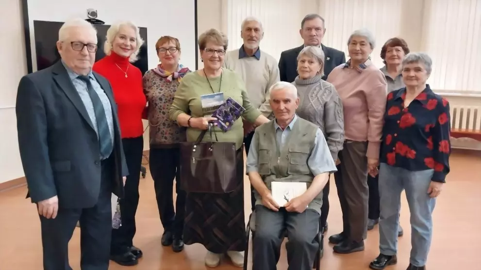 «Живое слово» навстр...