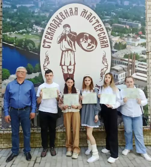 Первая профессия — у...