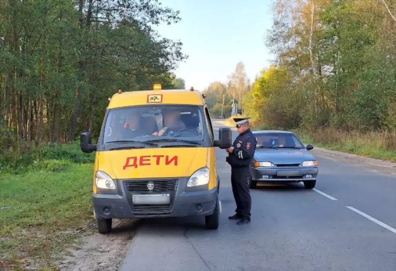 Госавтоинспекторы и...