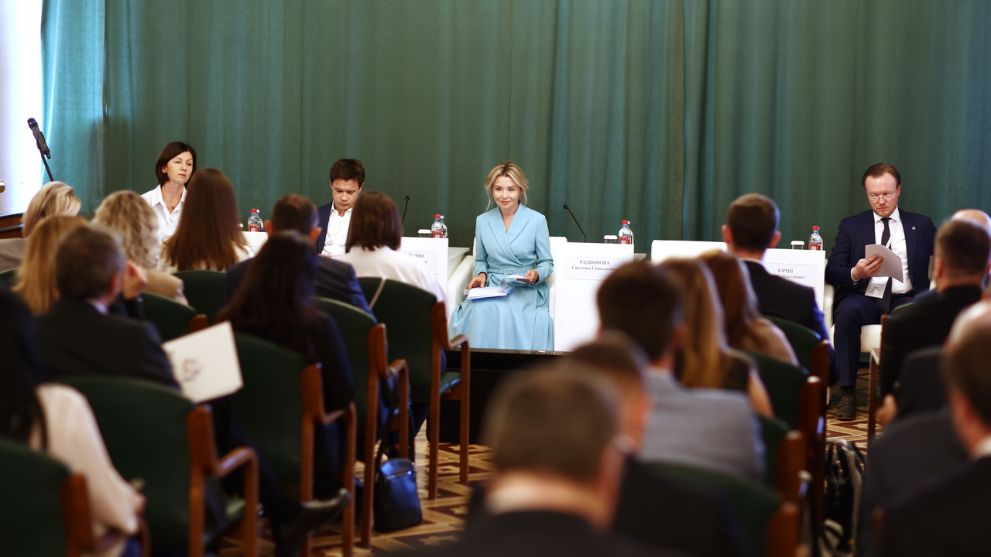 Руководитель Росприр...